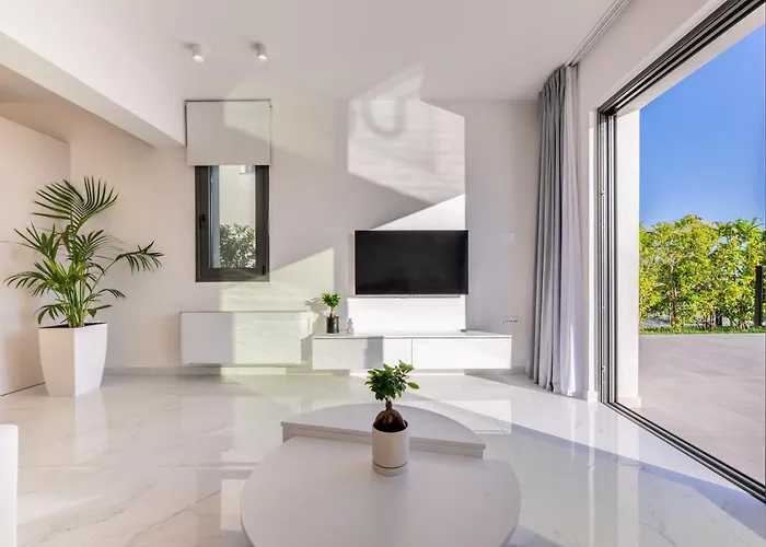 Nefeli - Elysian Kefalonia, 200m From Beach, New 2024 Villa Minia